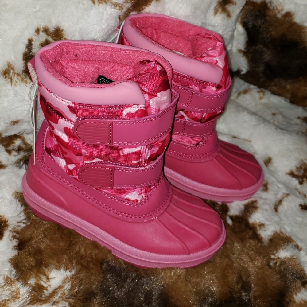 Thermo Lite Girls Pink Camo Boots 9/10